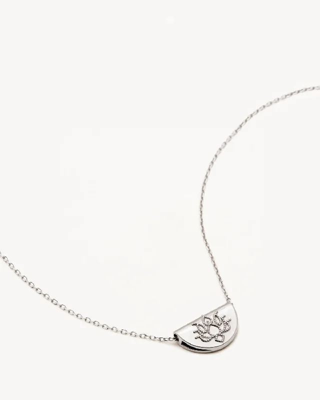 14k Solid White Gold Mini Lotus Necklace