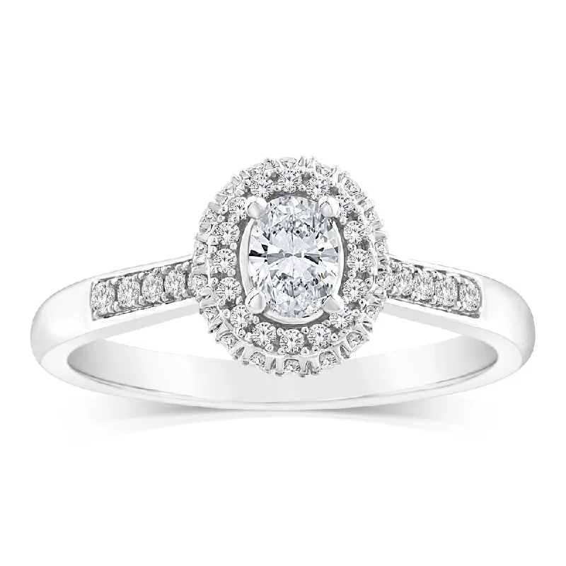 9ct White Gold Round Shaped Ring in 0.40 Carat Natural Diamonds