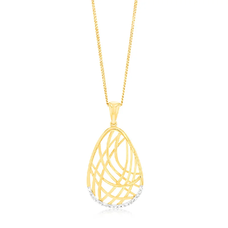 9ct Yellow Gold Pendant With 10 Brilliant Cut Diamonds