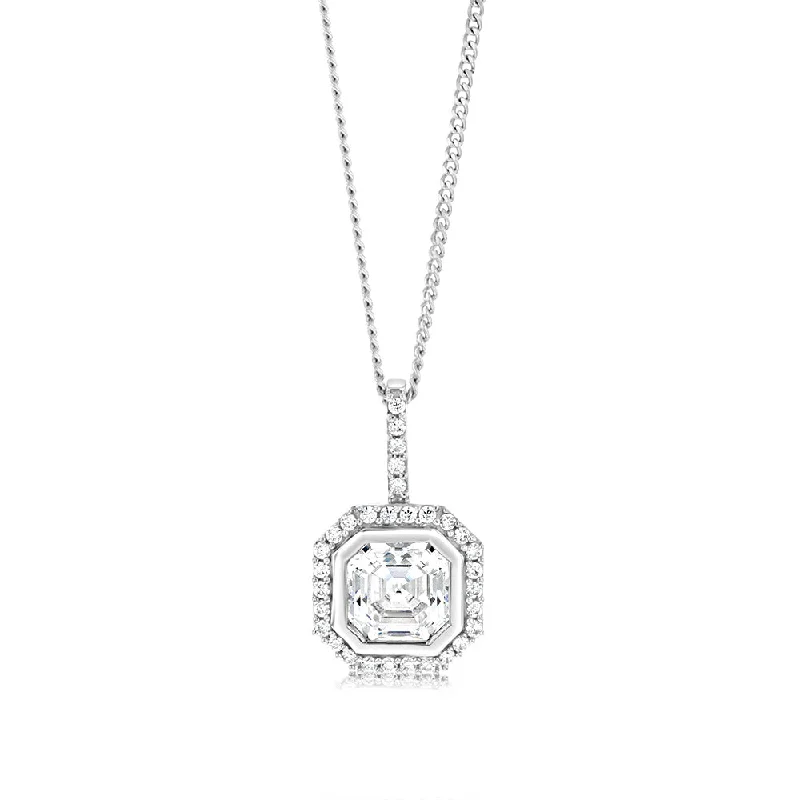 Cubic Zirconia Pendant in 9ct White Gold