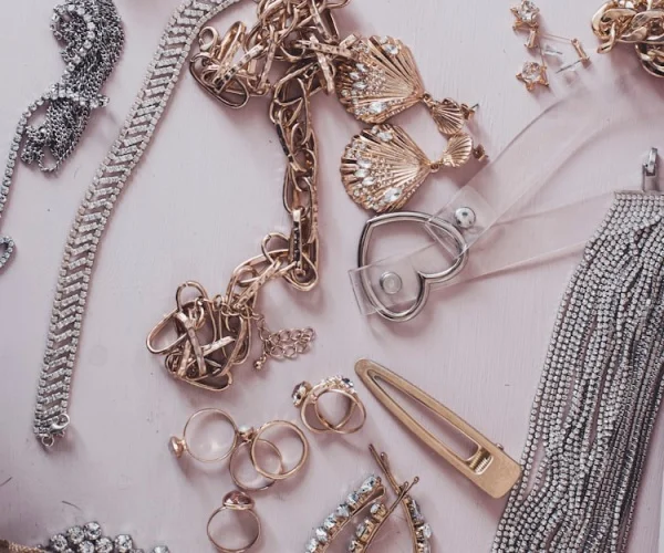 Our accessories are sure to perfectly complement your style and help you discover your own unique beauty.